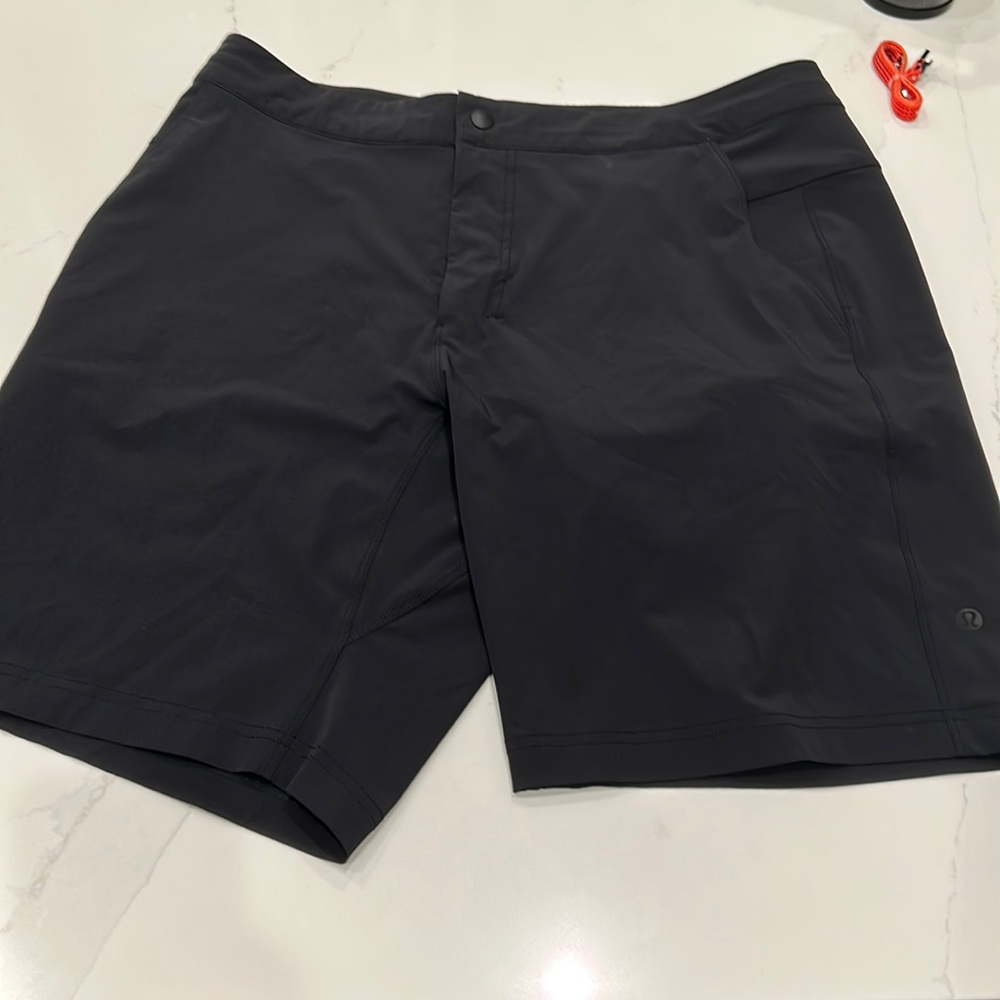 Black men’s lululemon shorts